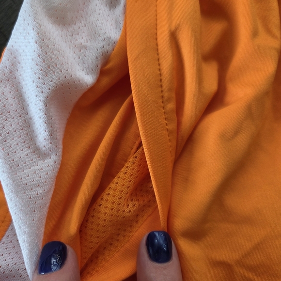 Under Armour Boys Orange Tech Vent Athletic Training Shorts Youth Large New - Picture 3 of 9